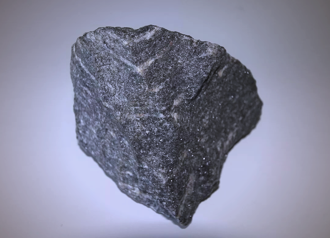 阿卡斯塔片麻岩的发现地位于加拿大西北领地阿卡斯塔河中,一个面积仅