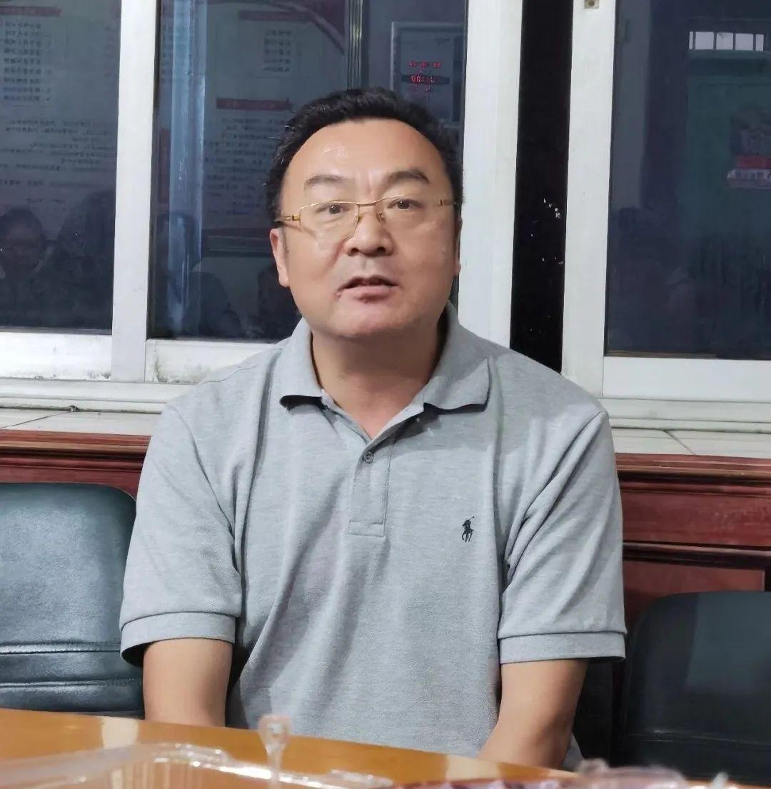 桃江四中举行36个教师节表彰暨优秀教师座谈会