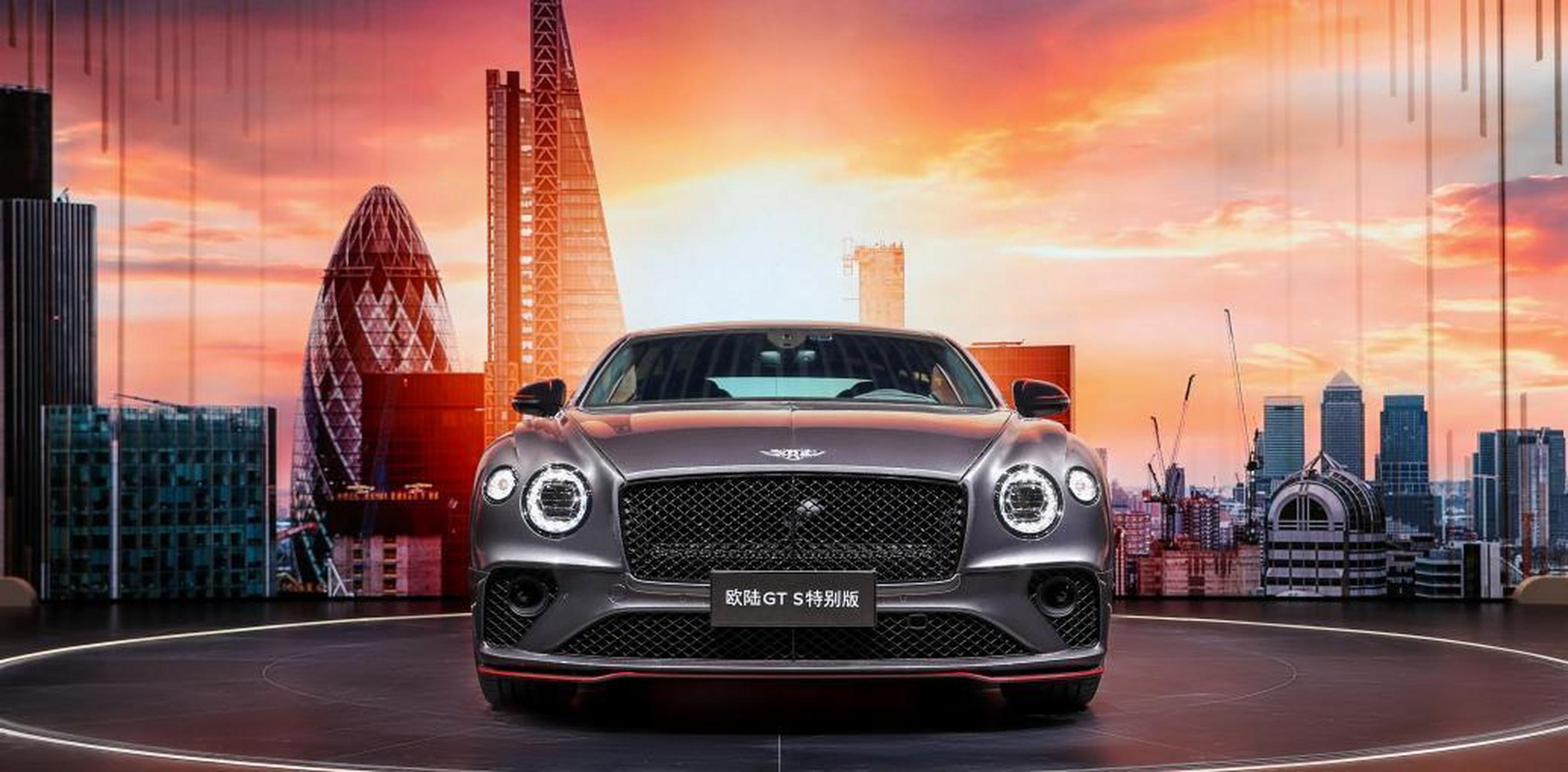 4月18日,全球限量一台的特别版宾利欧陆gt s在当天开幕的2023上海车展