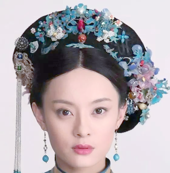 满族钿子的华丽与工艺之美,《甄嬛传》中的精美再现