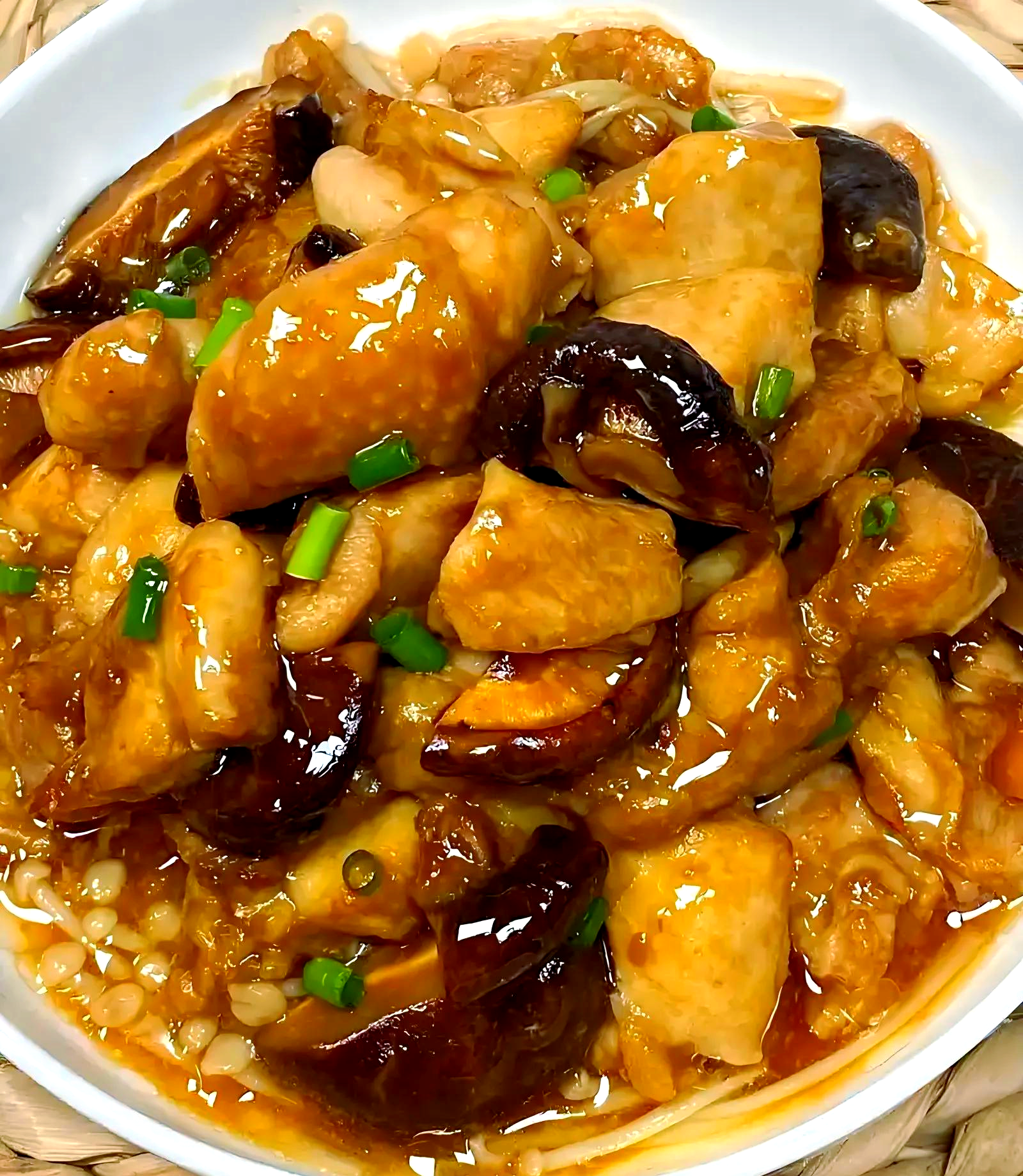 冬菇滑鸡煲