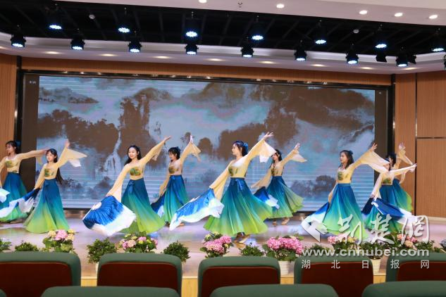 汉阳郭茨口小学开展"非遗里的清廉"系列活动