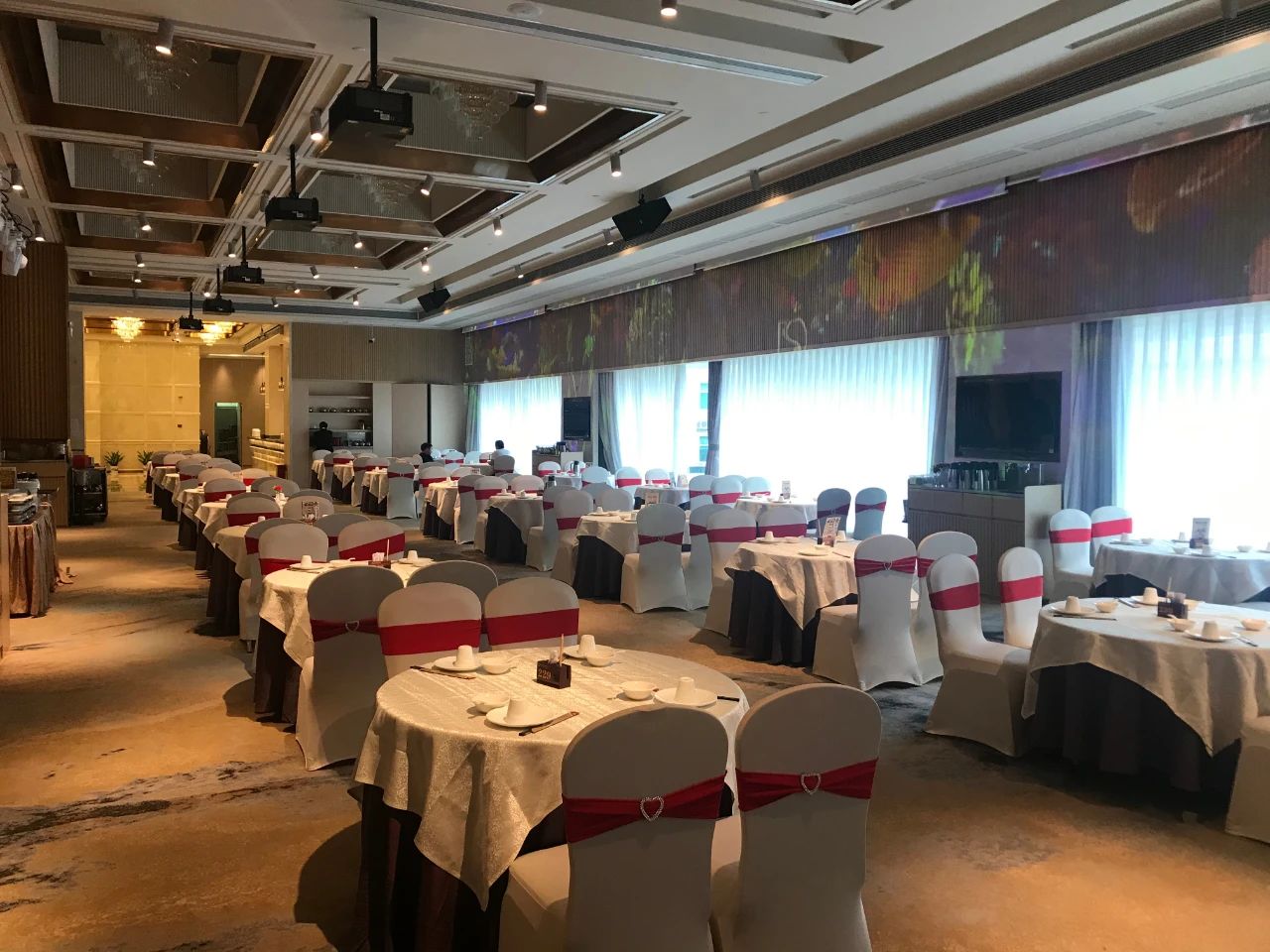 「萬星音响」发声深圳水都假日酒店宴会厅