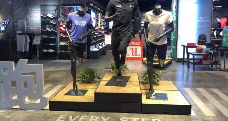 为什么阿迪的袋子是滔搏运动