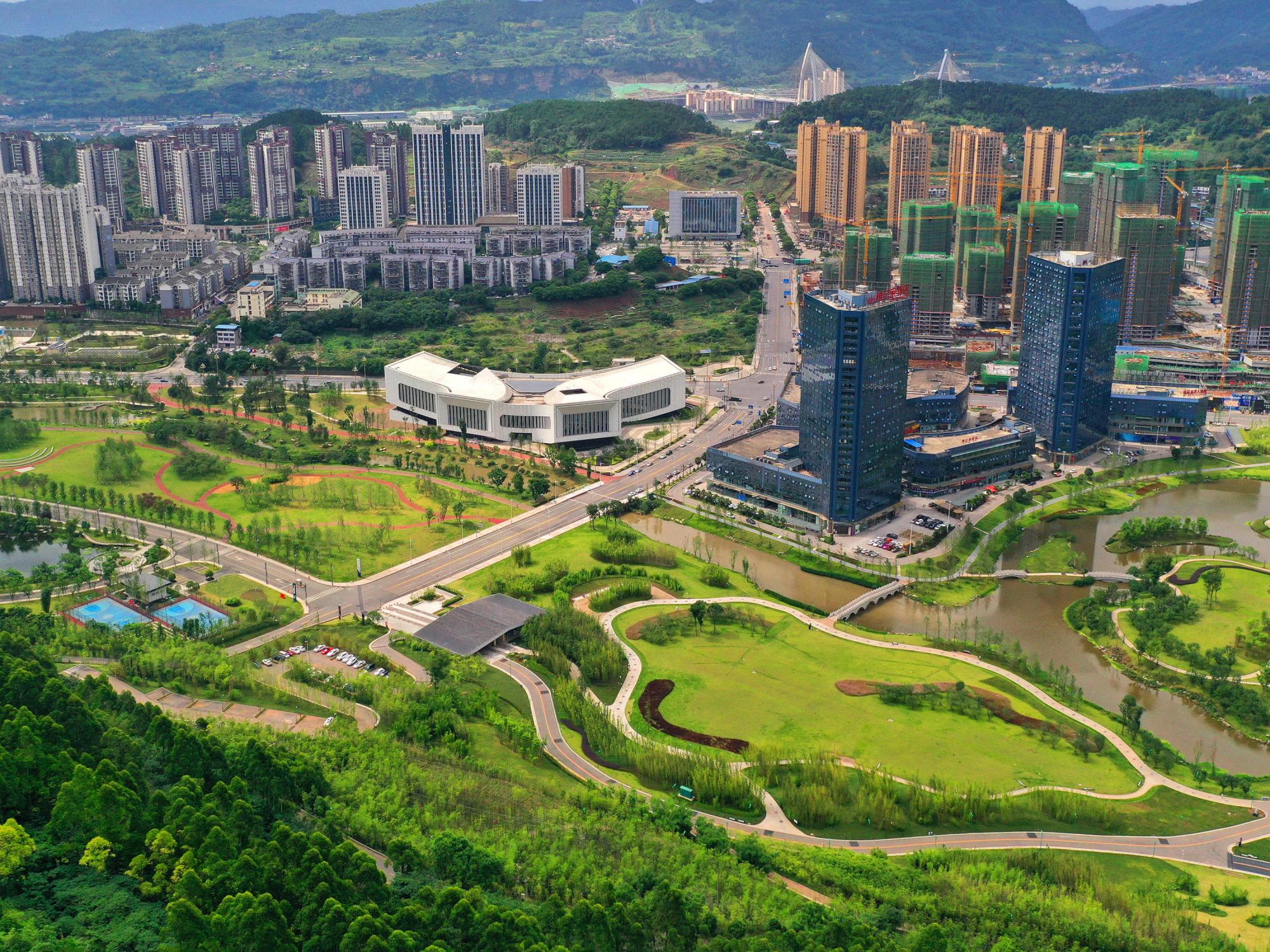 四川宜宾三江新区将迎来首届市民文旅体验活动 龙头山菊花展将重新"