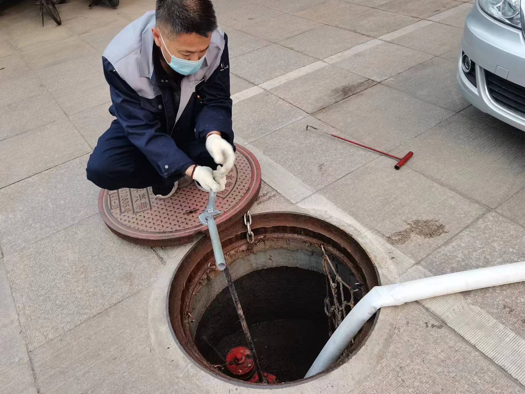 太平桥街道:下水堵塞居民愁,接诉即办解民忧