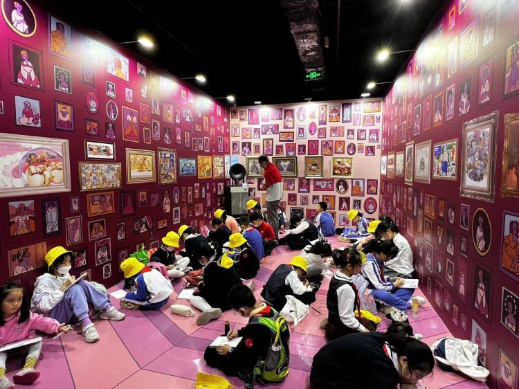 行走中的队课再出发深圳市青少年活动中心2023年美术馆艺术研学活动