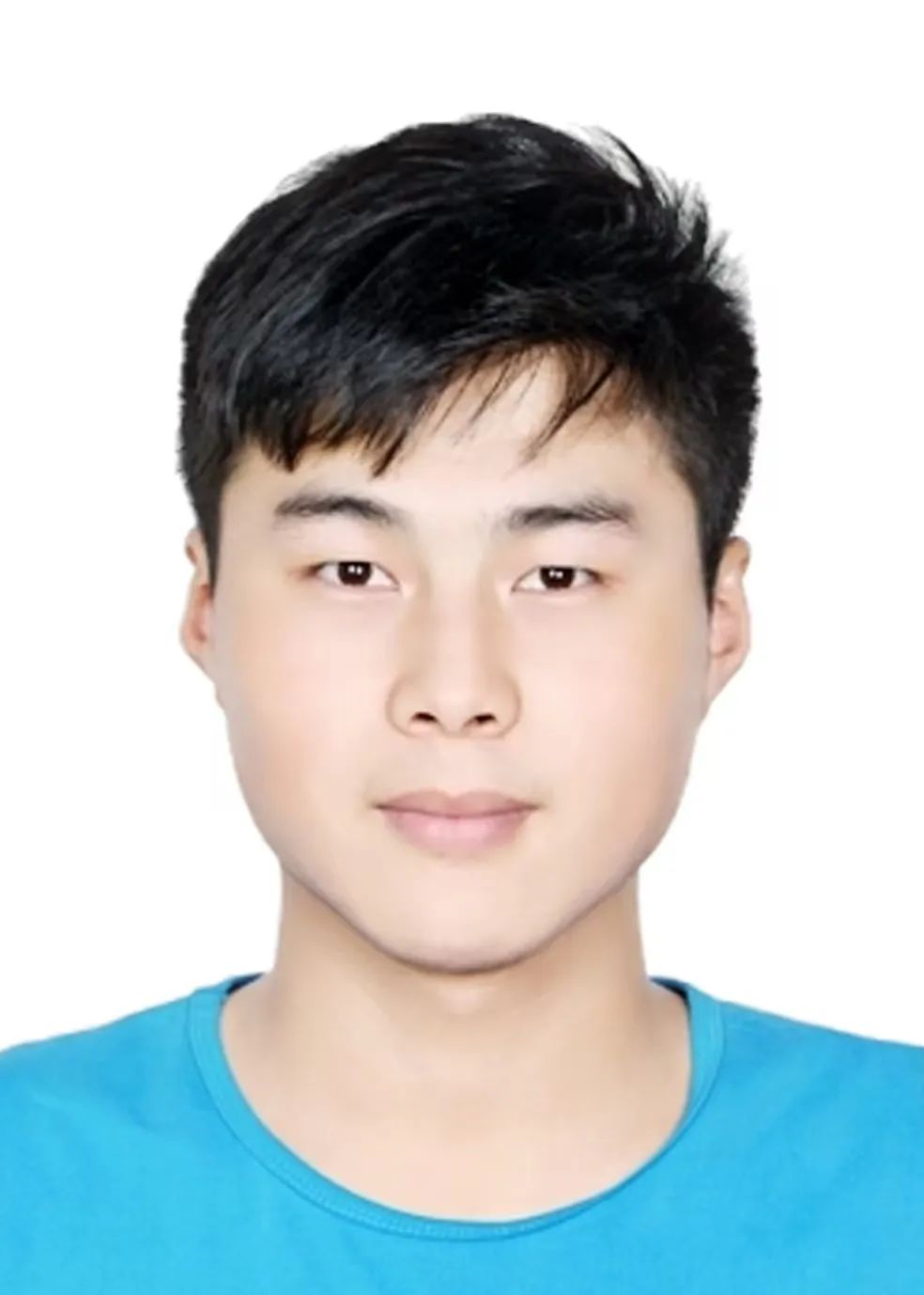 1寸白底彩色证件照