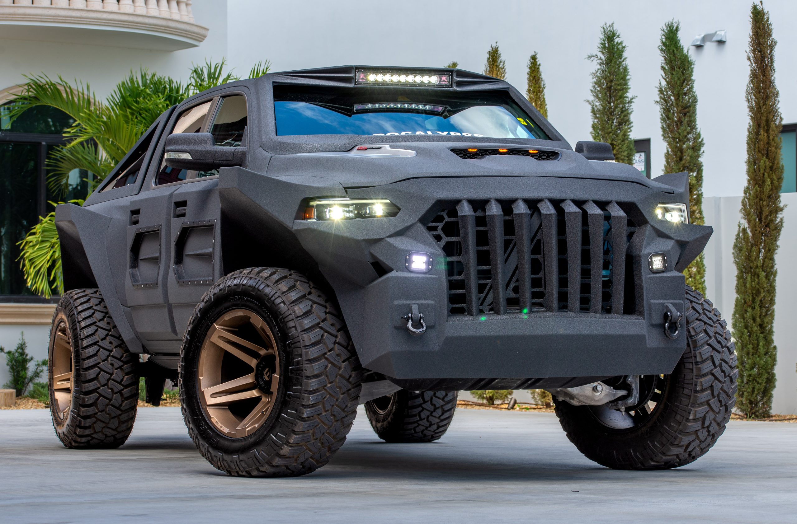 apocalypse超级皮卡进入中世纪,850马力,售价159999美元