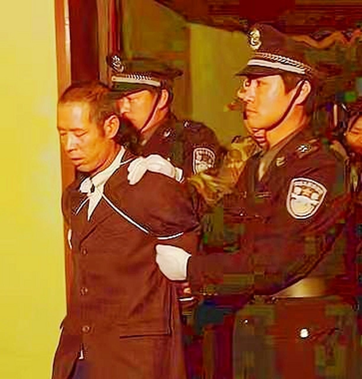 靳如超后来利用这些炸弹策划了一场震惊全国的大爆炸,造成108人死亡