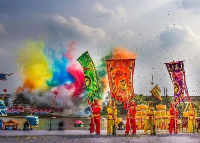 今日端午,上海这些彩旗飘扬的"非遗"龙船你了解吗?