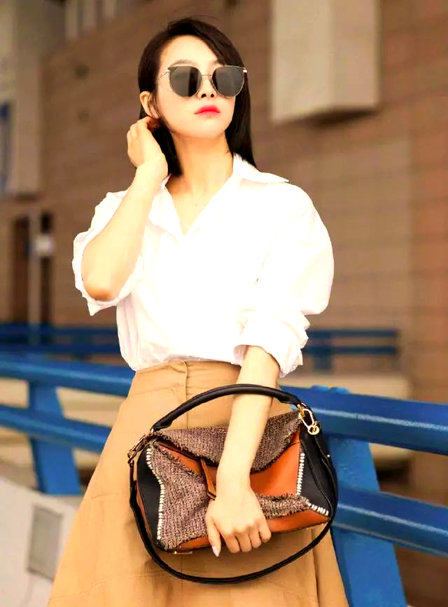 宋茜亮相张若昀婚礼伴娘,清新与魅力并存