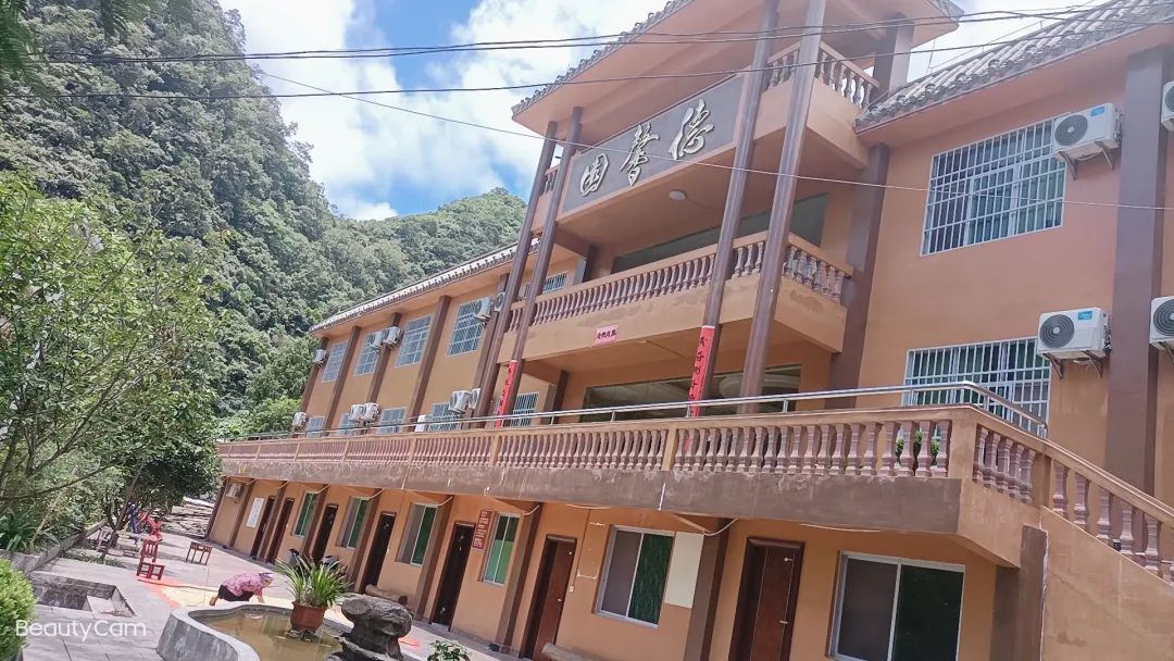 桂宿通新增乐业邹家大院,到乐业天坑清凉一夏!| 广西旅游年卡