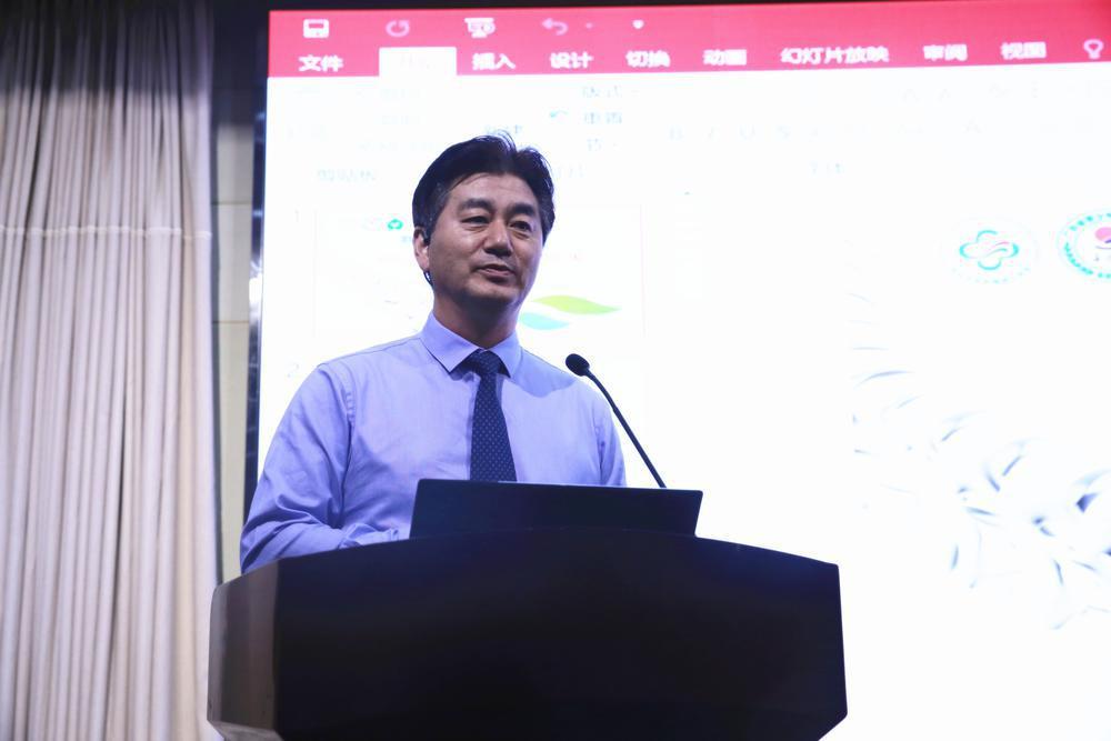 杨军林教授:40-60度脊柱侧弯患者采取保守治疗可达到良好恢复效果