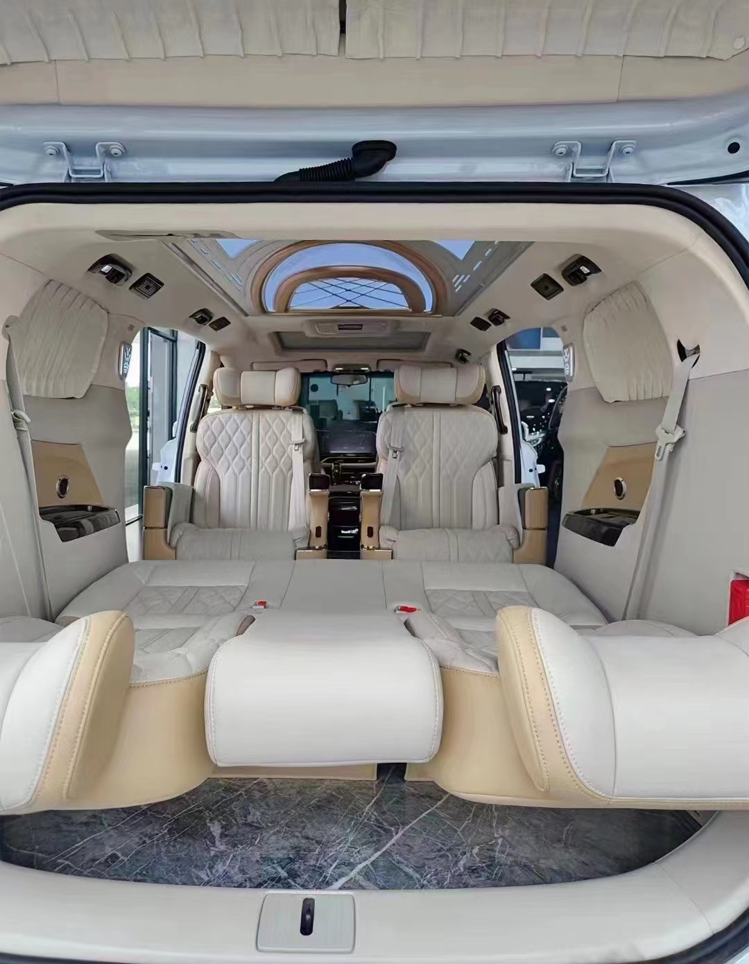 别克新款gl8商务车改装,别克商务gl8改床车,gl8商务车改装厂家