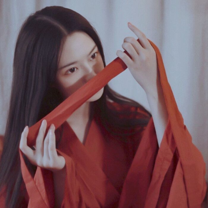 古言《一离成名》:她只是想把渣夫卖给小三,没想到戏演得太过了