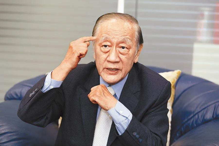 郁慕明:两岸战争气氛日益变浓