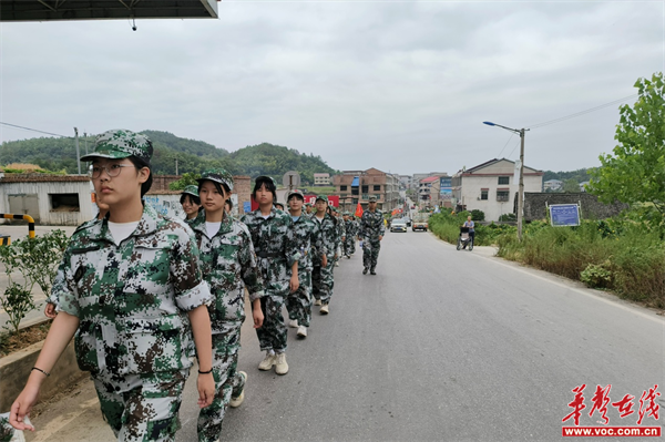 邵东七中高一新生军训圆满结束