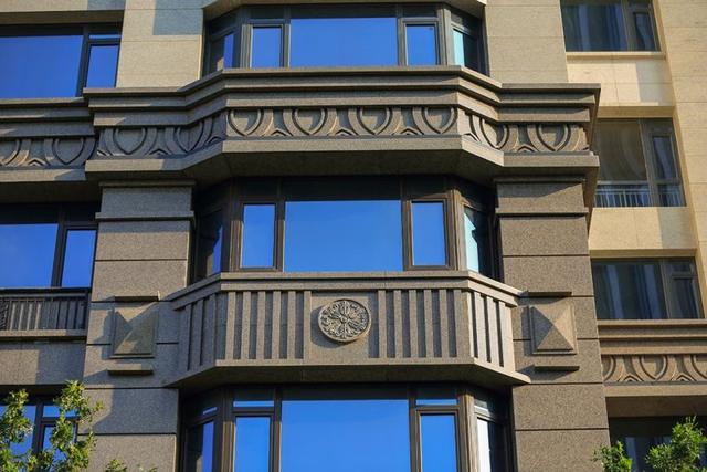 陆家嘴一手现房!上海豪宅之巅「恒大滨江华府」还有少量席位可售