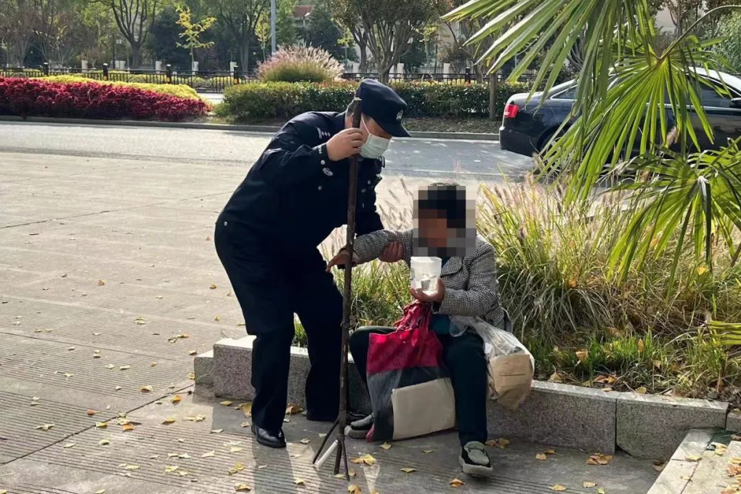 群眾利益無小事 一枝一葉總關情——細數興化法院法警大隊為民服務