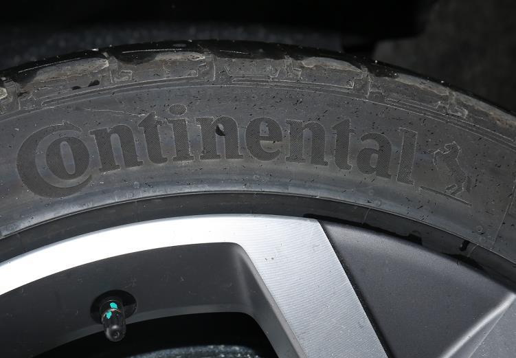 领克原装轮胎什么牌子