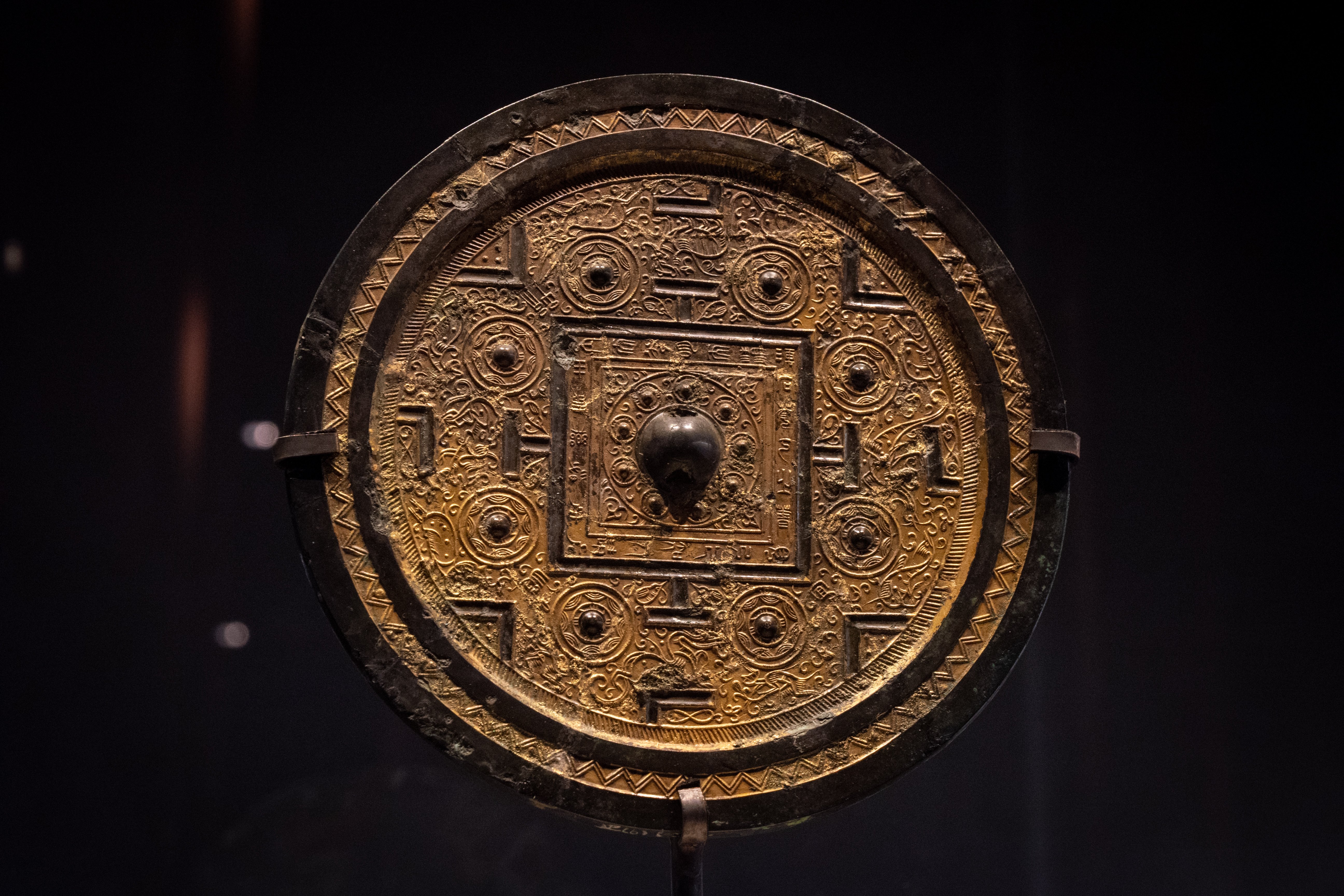 镜里春秋:战国时代,长沙是全国铜镜制造中心