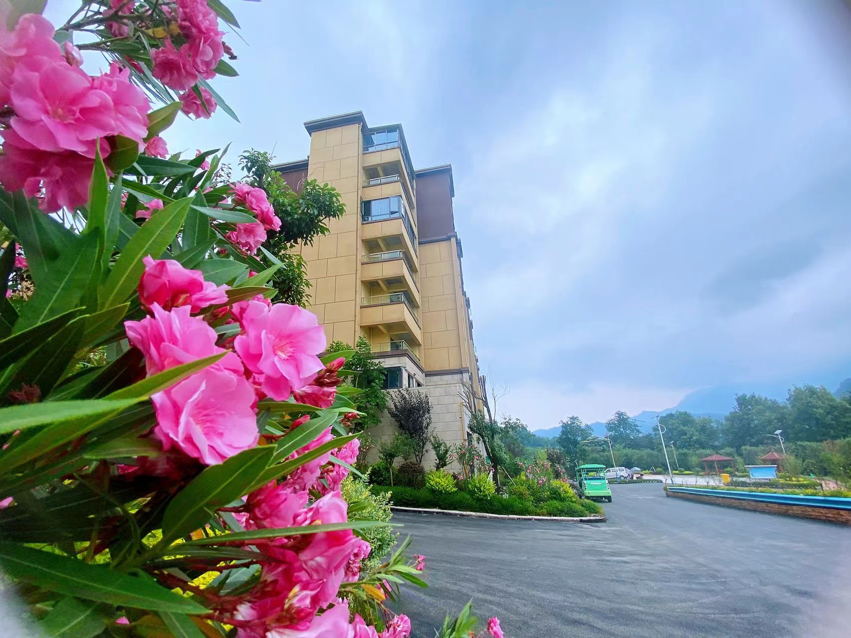 习水避暑房推荐@凤凰绿洲森林避暑洋房,山旺人丁水旺财风水极佳