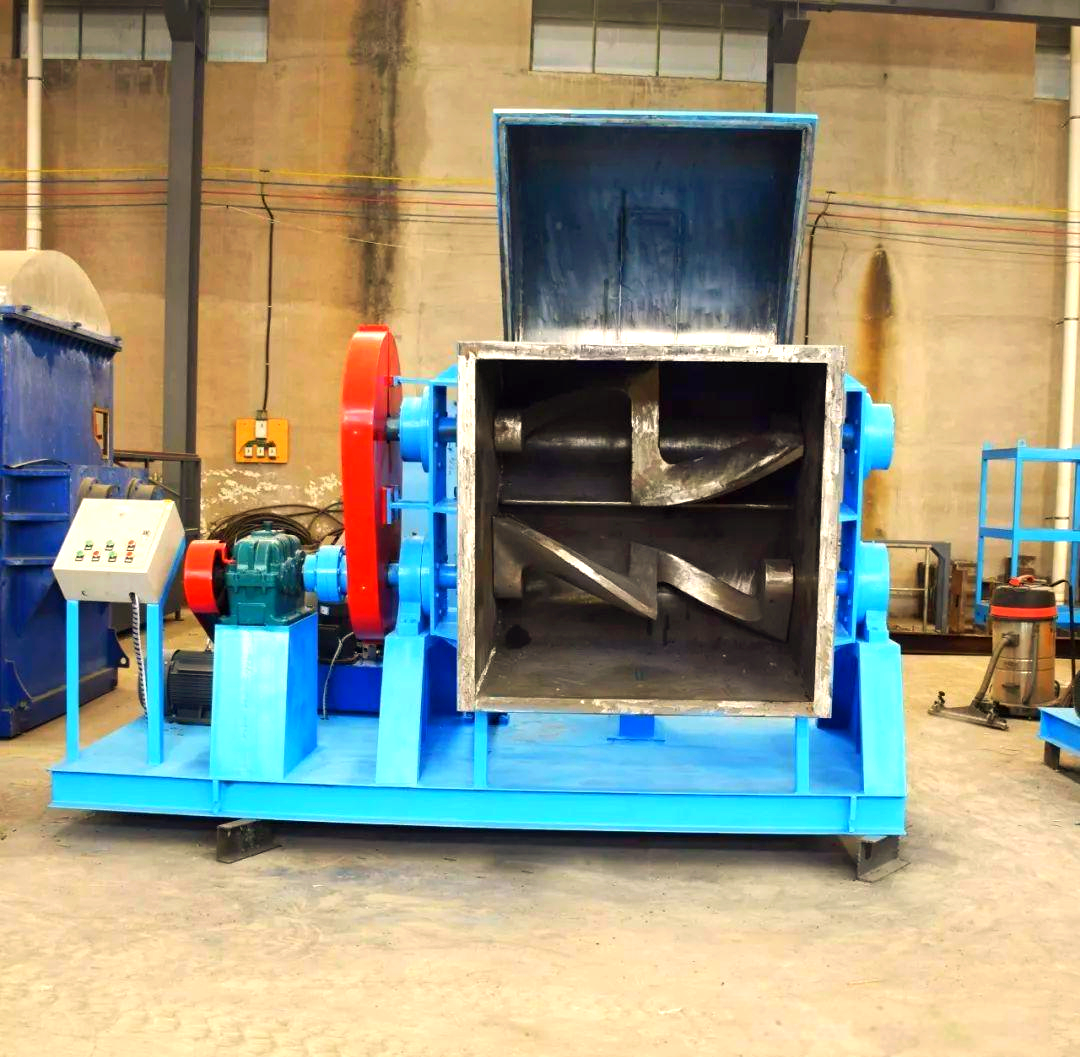 远达化工机械厂:专注捏合机设计与出口品质