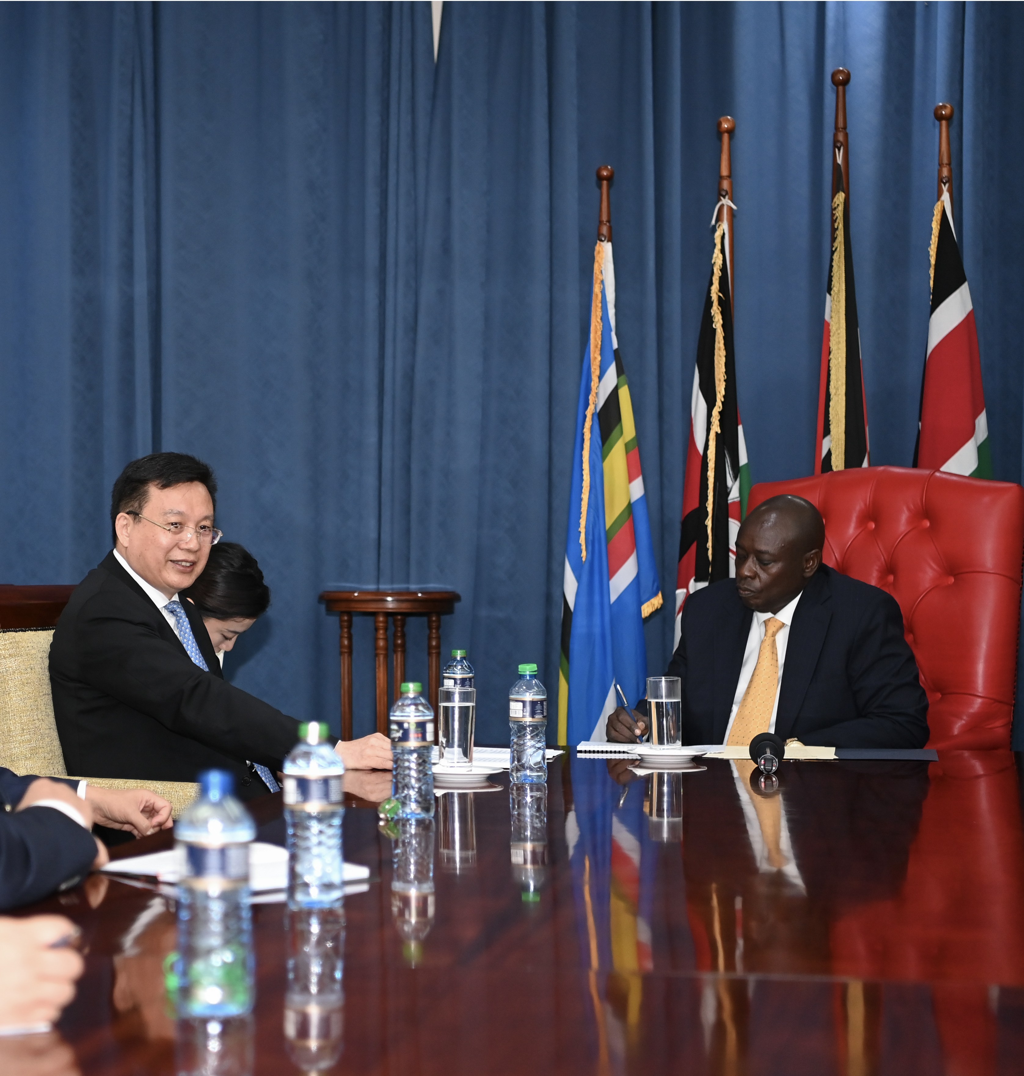 肯尼亚副总统说希望与中国加强媒体合作