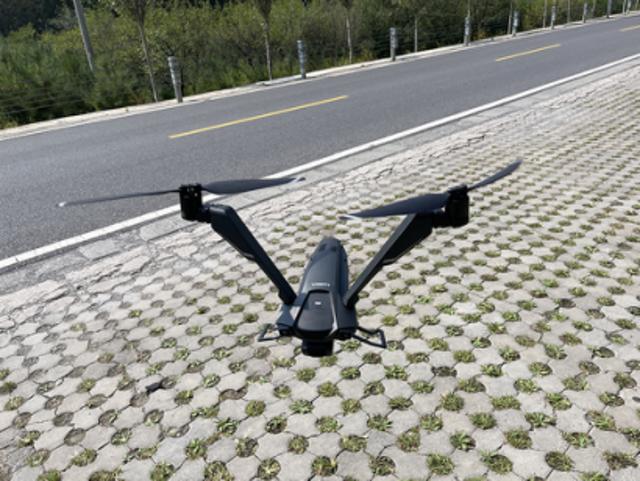 为科幻片迷打造的无人机 全球首款v型双旋翼无人机falcon上手体验