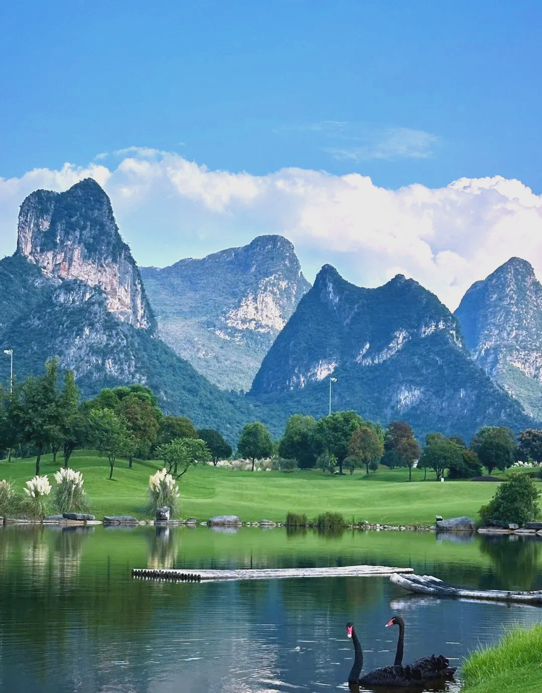 桂林山水风光:水景媲美九寨,山川胜似武功,美不胜收!