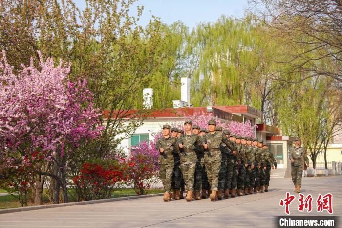 武警山西总队新兵图片