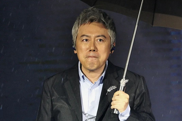 消失三年的"情歌王子"张宇 满头白发现身吓坏众网友