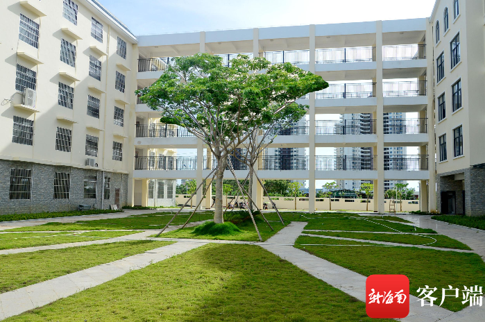 暖暖的崖州|三亚寰岛实验小学引进优质教学资源 让学生们乐在其中