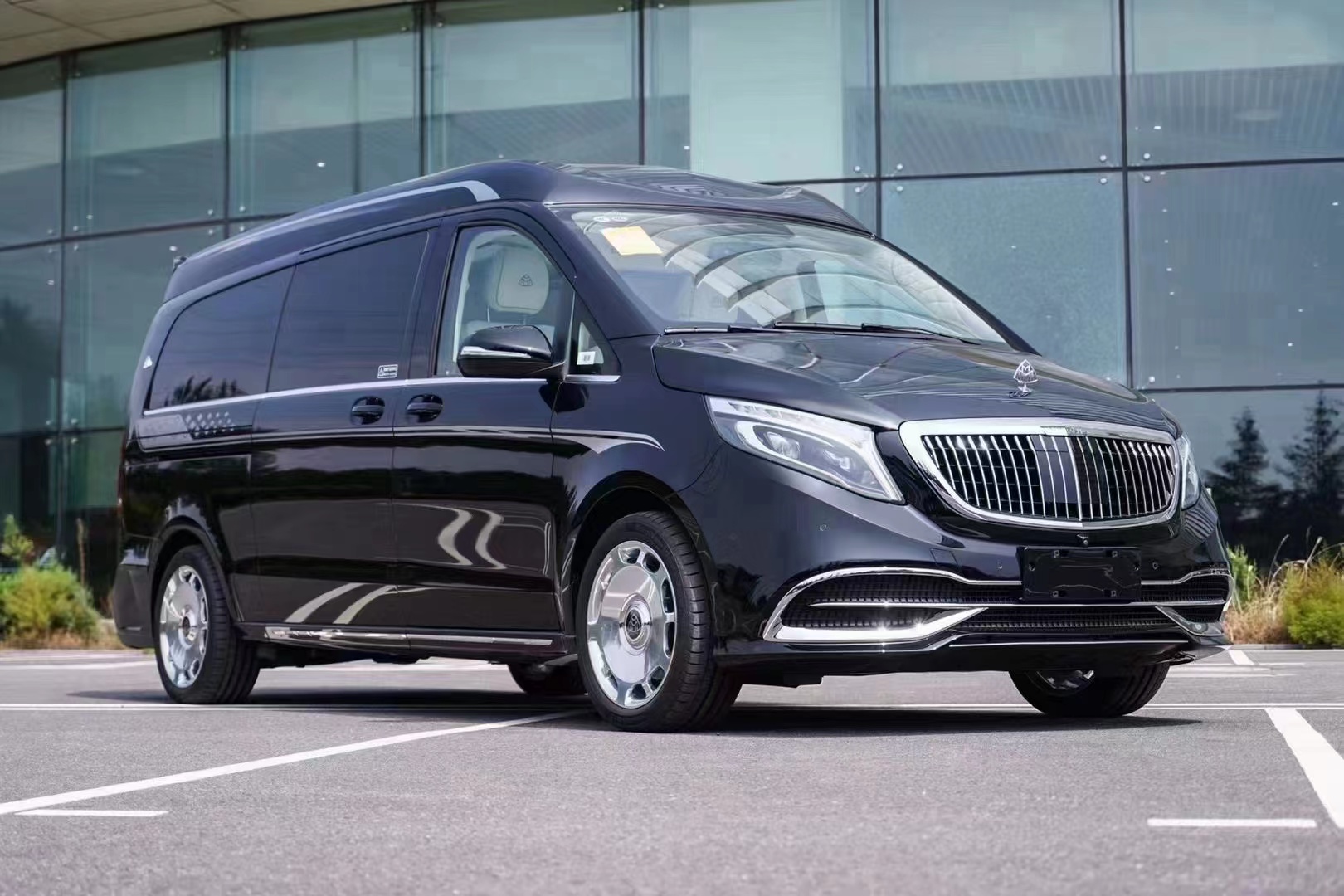 高顶v级迈巴赫款一台懂你的商务车