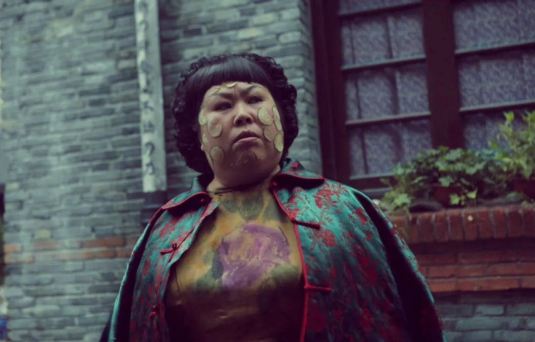 董立范:从"职业富婆"到真实生活的另类人生