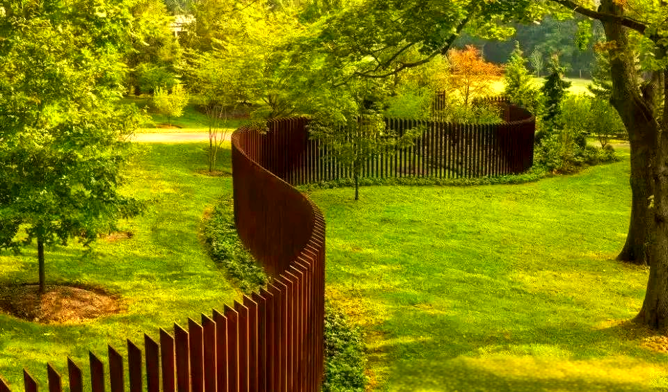 耐候钢板:一种多功能的景观材料