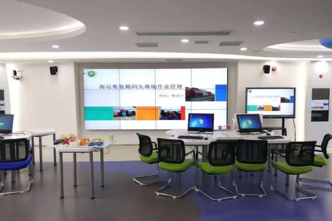【资讯】上海商业会计学校中高职贯通专业招生啦 ——"荷"你一起,拥抱