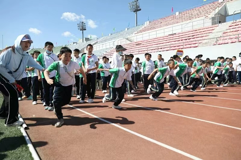 融入课程理念 闪耀青春光彩 哈尔滨市继红小学田径运动会精彩纷呈