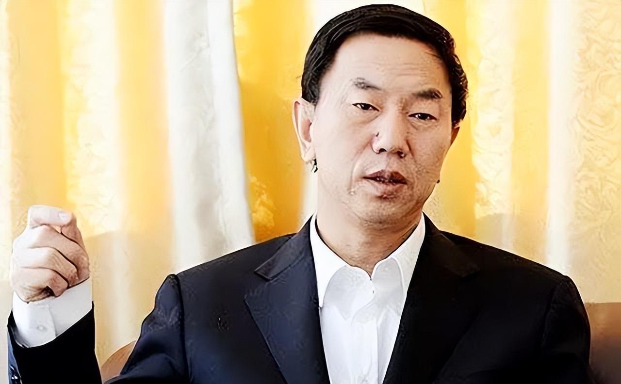 退居二线的好干部耿彦波,也开始有了争议