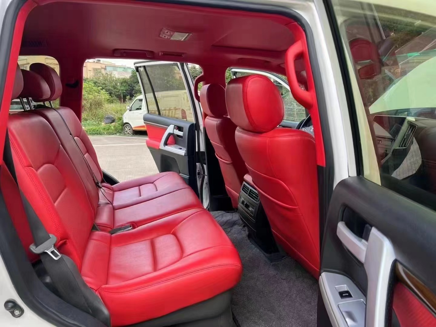 20款酷路泽4000仅售24.5万,越野豪华suv绝对的王者