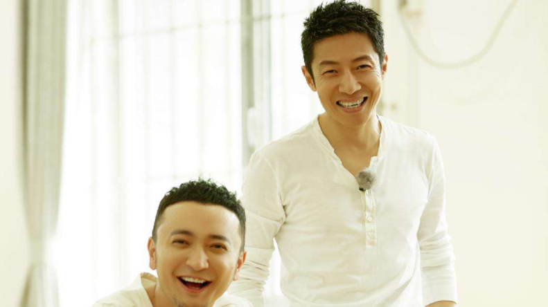 康辉和撒贝宁一起参加的综艺节目叫什么?