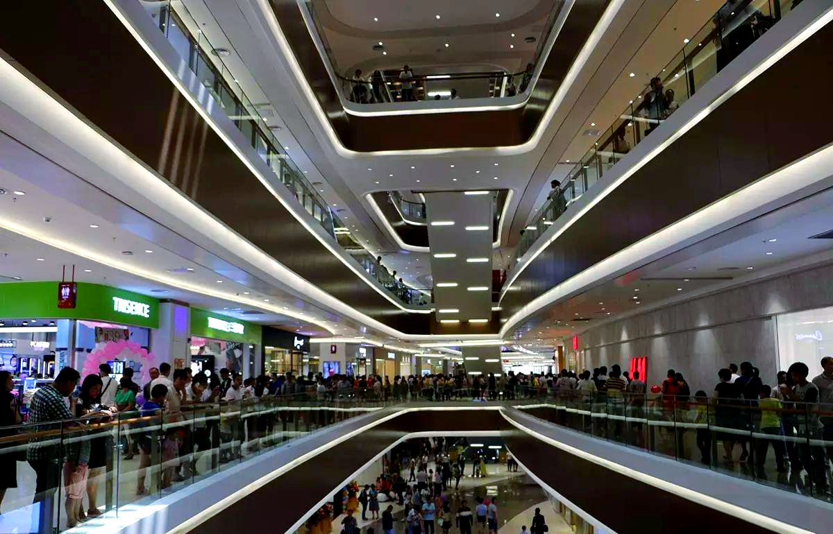 东汇城不仅为市民提供了高品质的购物体验,还间接或直接创造了大量