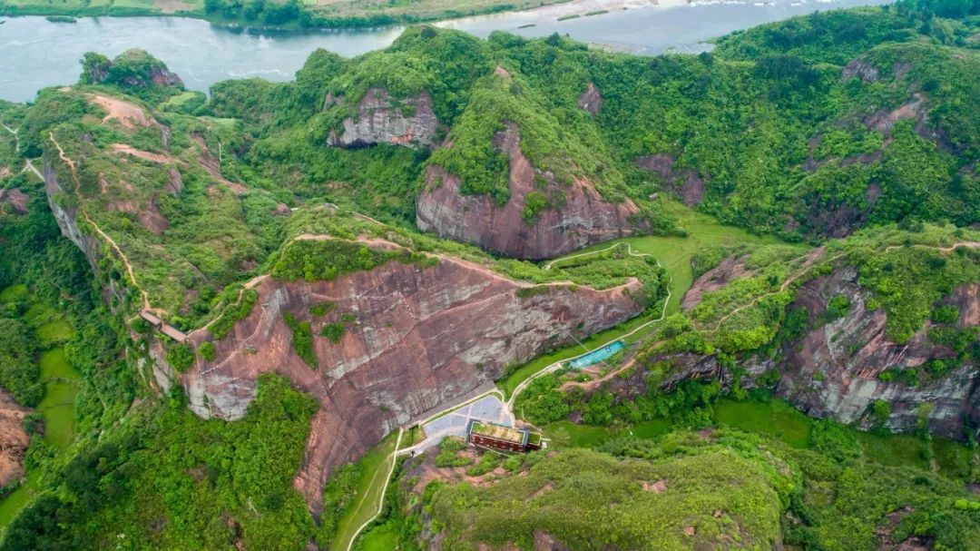 张家界红岩岭图片