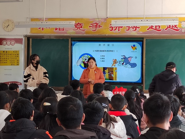 民建襄阳市委"暖冬行动"走进南漳薛坪中学
