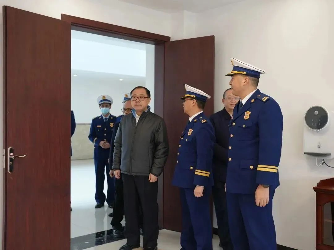 长寿区晏家消防救援站举行揭牌进驻仪式