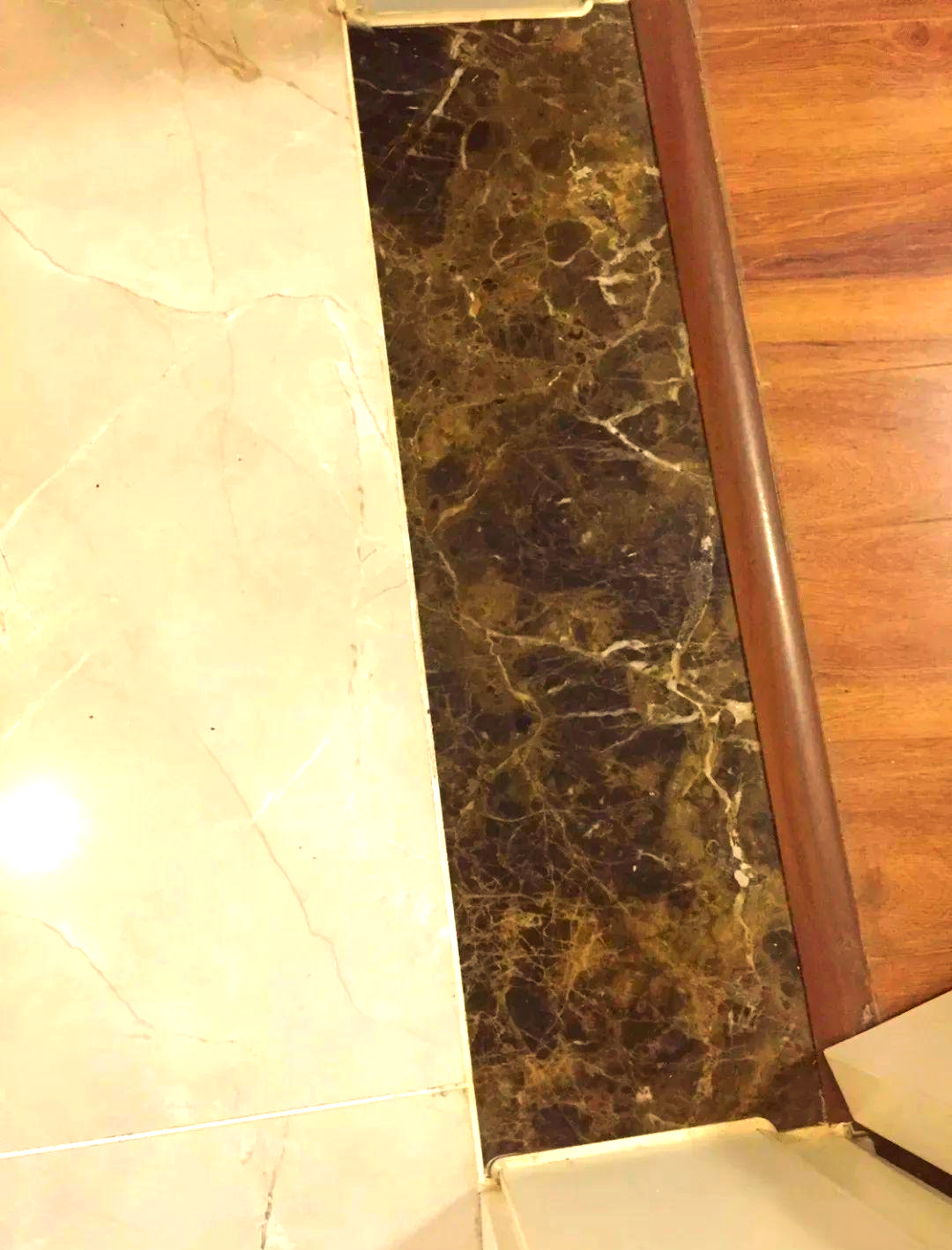 探索多种区域门槛石与压边条的完美结合