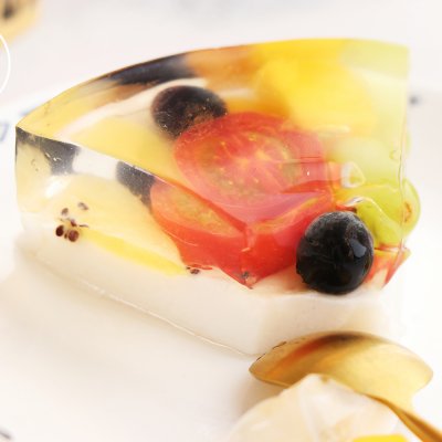 白凉粉水果蛋糕