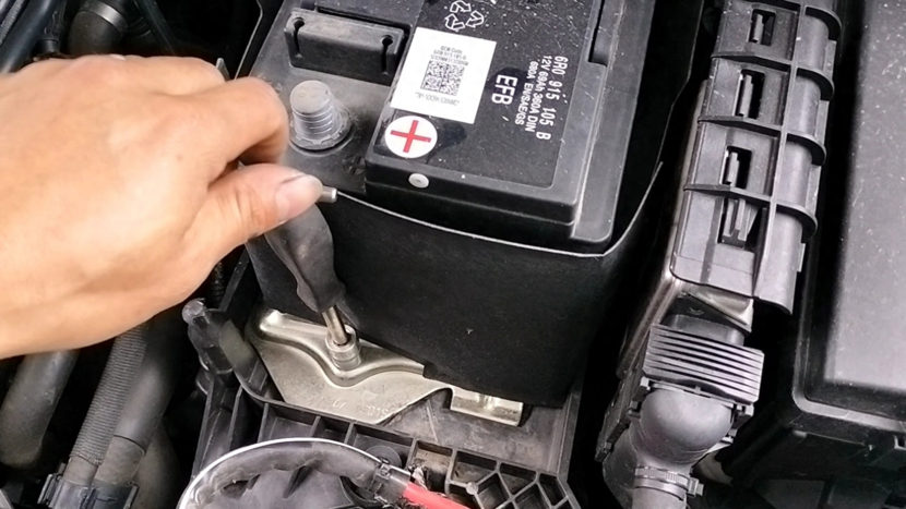 启停电瓶多少钱?