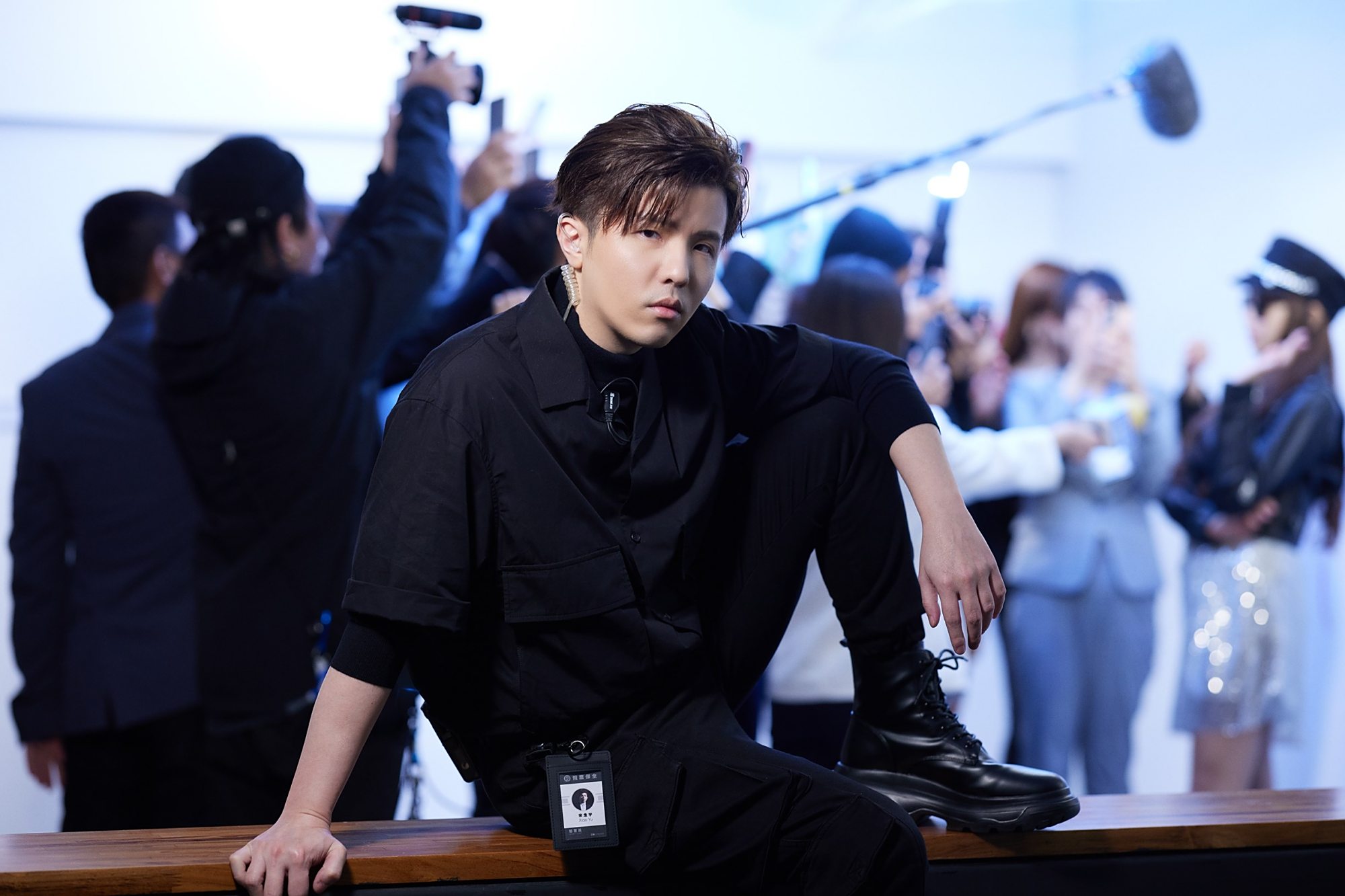 小宇-宋念宇睽违四年全新专辑《无视 be nothing》mv从无心之意演变成